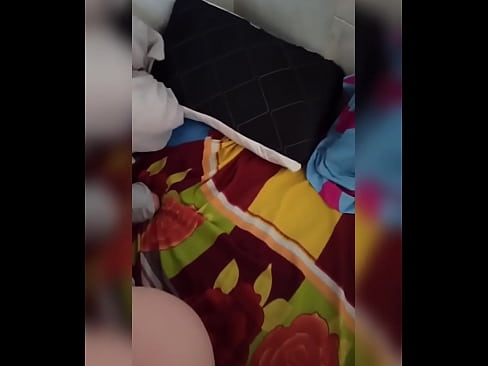 ❤️ منهنجي روم ميٽ گهر ۾ اڪيلي رهي ٿي ڇاڪاڻ ته هن جو مڙس موڪلن تي وڃي ٿو ۽ مان موقعو وٺان ٿو ته هن کي چوسان ۽ هن جي گدا کي کير سان ڀريان. ❌ سپر جنسي تي sd.com-porn-zog.ru